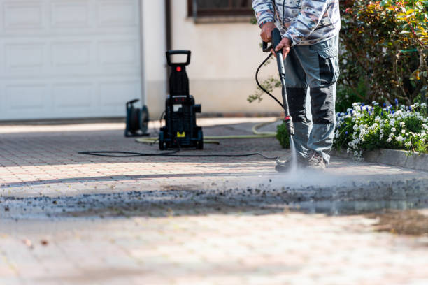 Best Deck Cleaning Services  in Leavenworth, WA