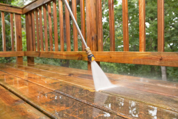 Best Concrete Pressure Washing  in Leavenworth, WA