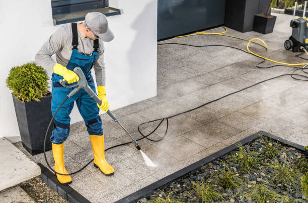 Best Deck Pressure Washing  in Leavenworth, WA